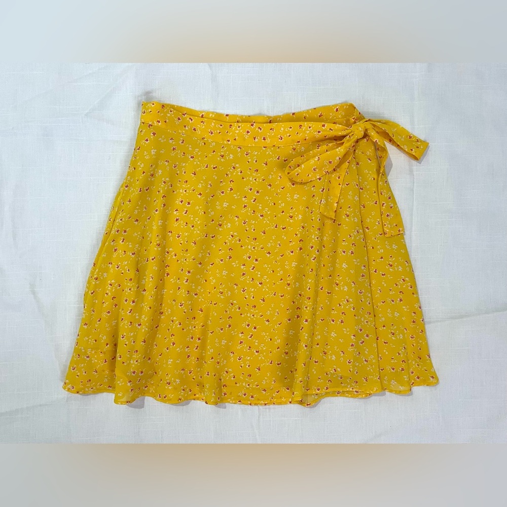 Floral Yellow Front Tie Skirt